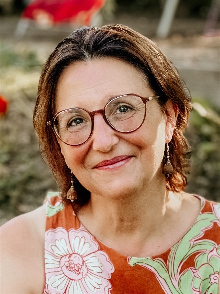 Porträtfoto Karin Duppenthaler